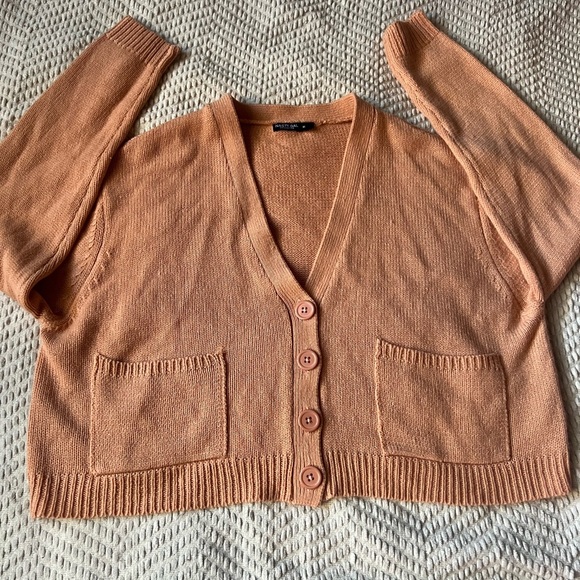 🖤 Nasty Gal Cropped Cardigan Sweater🖤 - Picture 4 of 5